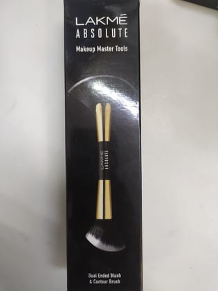 Lakme Absolute Makeup master tools dual ended blush and contour brush