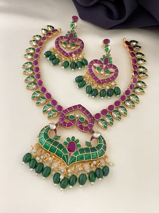 Kemp Necklace Set