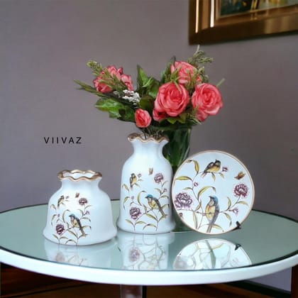 Euro Ceramic Vase - Curio Shelves Antique-Persian White / Ceramic | Glossy Finish / Multiple Sizes