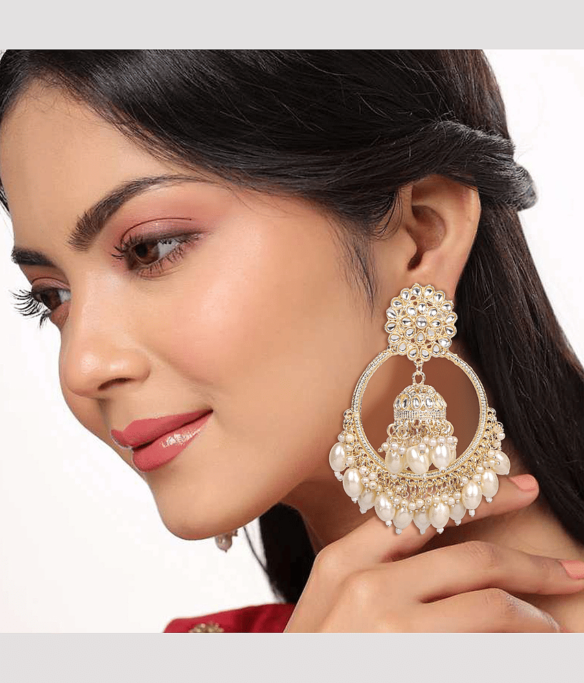 She store White Chandbalis Earrings ( Pack of 1 )