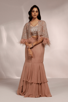 FISHCUT SKIRT WITH BLOUSE AND SHORT CAPE-XS