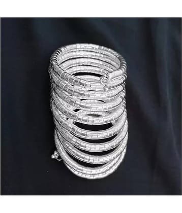 Samridhi DC Silver Bangle ( Pack of 1 )