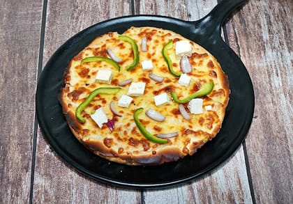 Tandoori Paneer Pizza