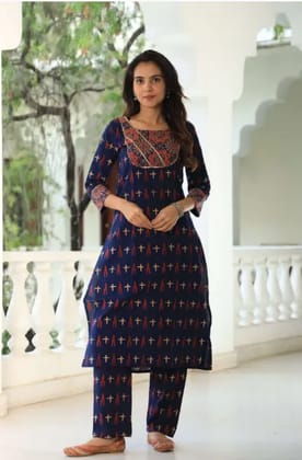 Navy Blue Cotton Premium And Elegant Kurti With Pant For Women.