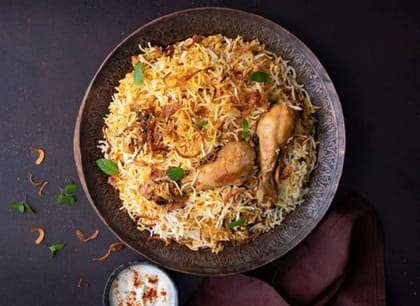 Chicken Tikka Biryani (With Raita)