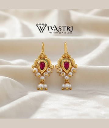 VIVASTRI Golden EarCuff Earrings ( Pack of 1 )