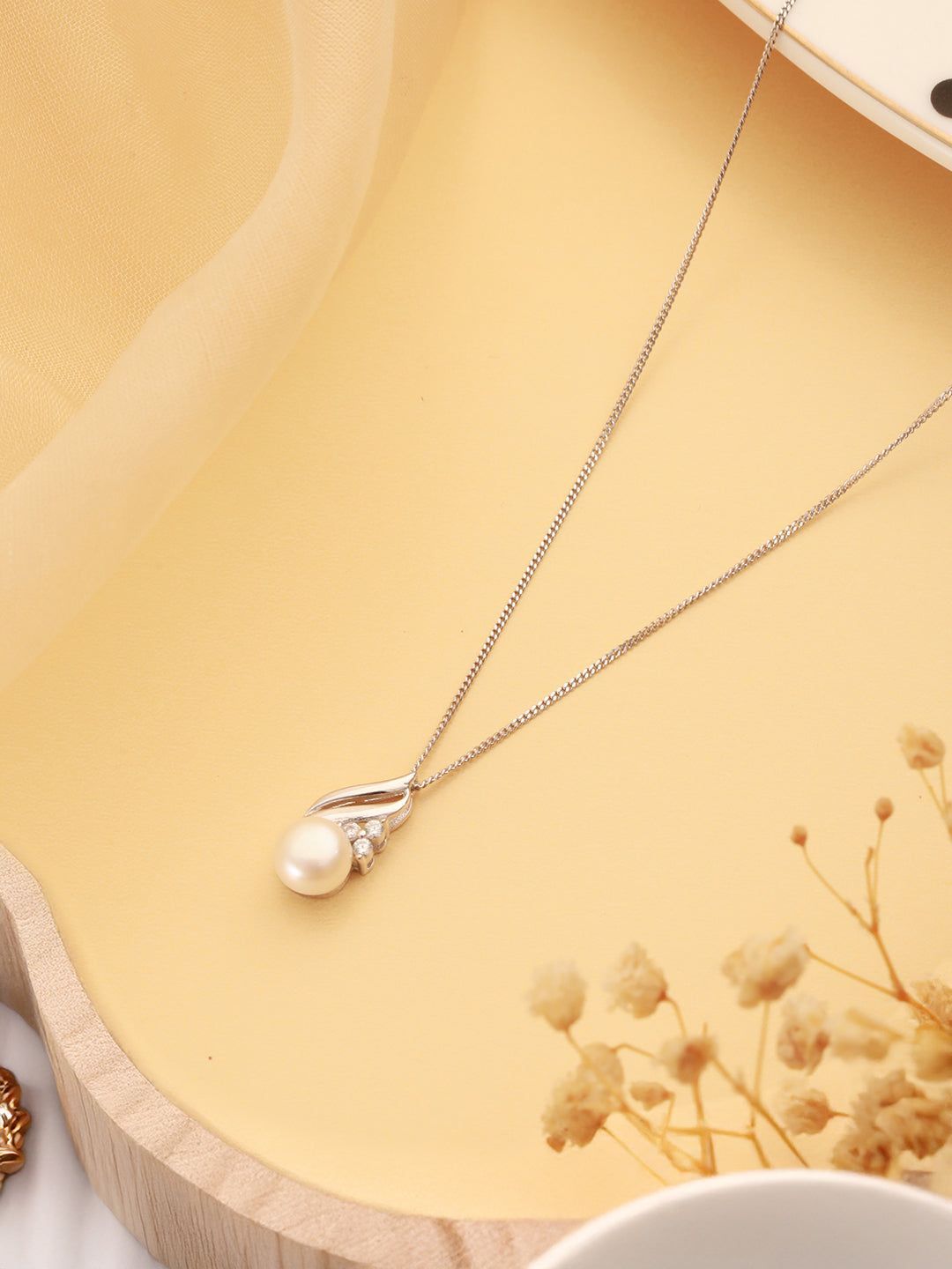 925 Sterling Silver Zircon & Pearl Embellished Delicate Pendant Neckalace & Chain