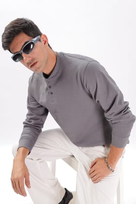 Classic Henley T-Shirt: Gray-S