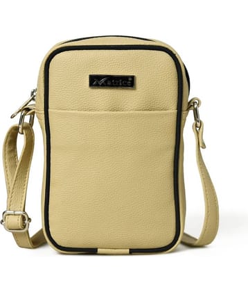 MATRICE - Cream Textured Messenger Bag