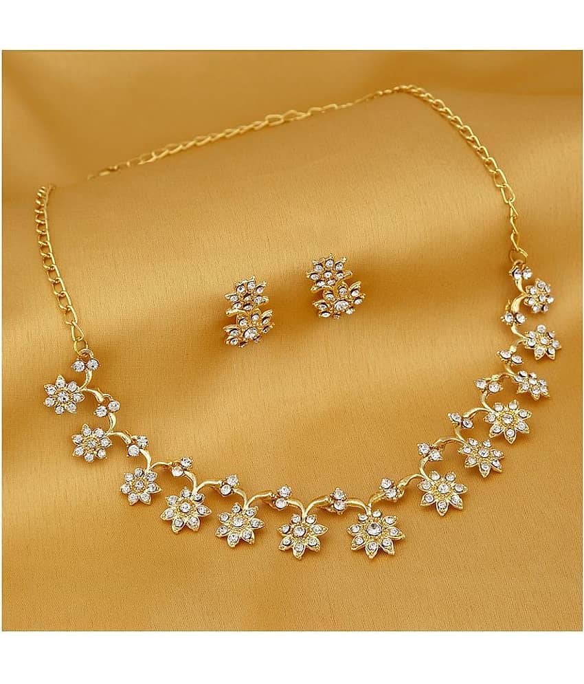 Sukkhi Alloy Golden Traditional Necklaces Set Collar