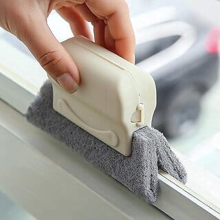 Polypropylene 2 In 1 Multifunctional Groove Cleaning Brush With Dust Collector For Window And Door Gaps, Sliding Tracks