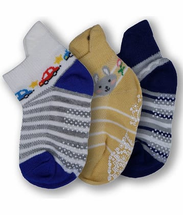 Dollar Pack of 3 Cotton Boy's Ankle Length Socks ( Multicolor )