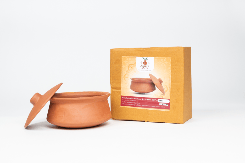 Clay Pot with Lid 1 Set Each - Cookware | Buy online on ZillyBuy