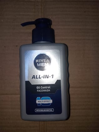 Nivea Men All-in-1 Oil control Facewash 