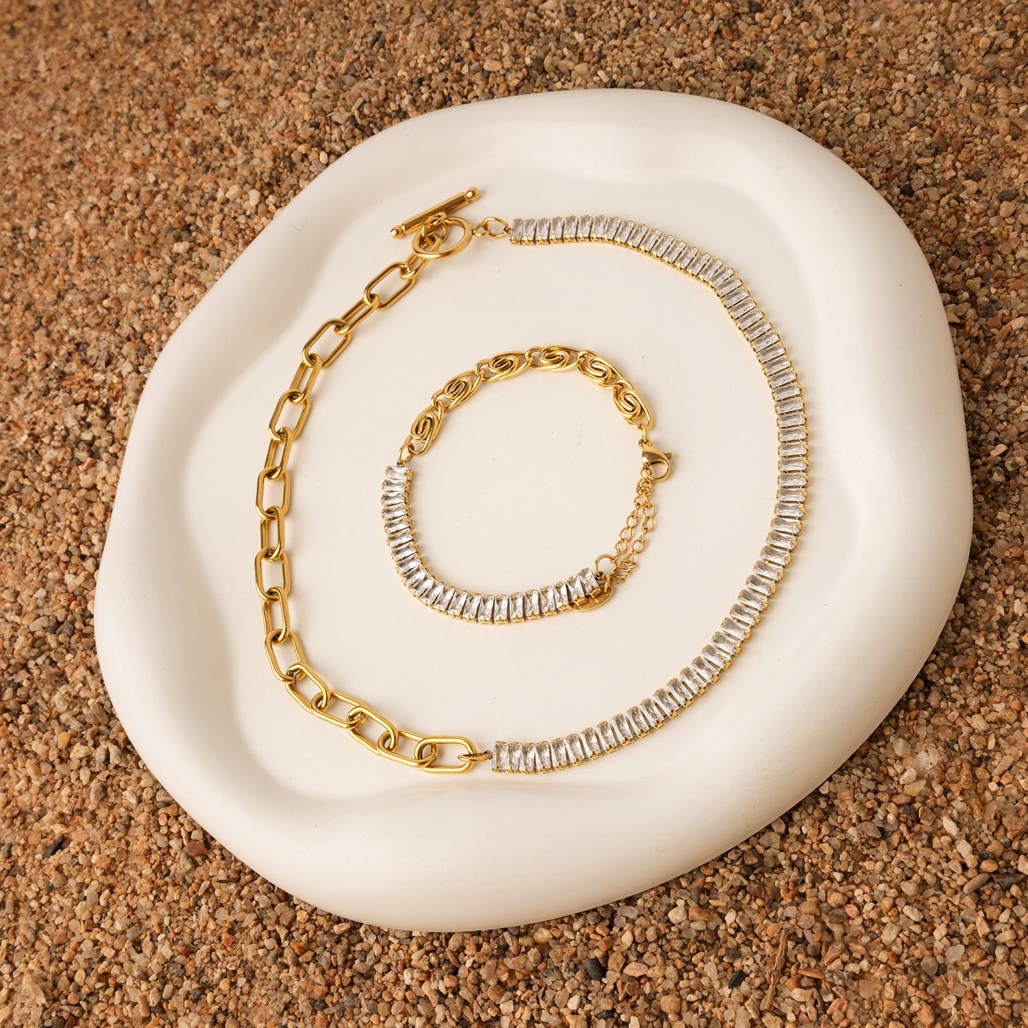 Statement Diva Choker