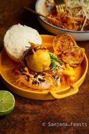 Gian Vada Pav (Vada Pav, Burgers, Fries & More)