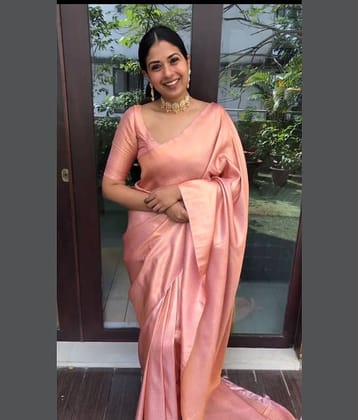fab woven Art Silk Woven Design Banarasi saree With Unstitched Blouse Piece ( Peach )