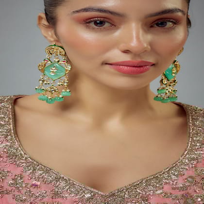 vivinia BY VIDHI MEHRA Saadgi Gold Plated Green Kundan, Polki Womens Pair of Danglers Earrings (Freesize) - VE948