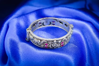 Stylish Bangles Elevate Your Wrist Game