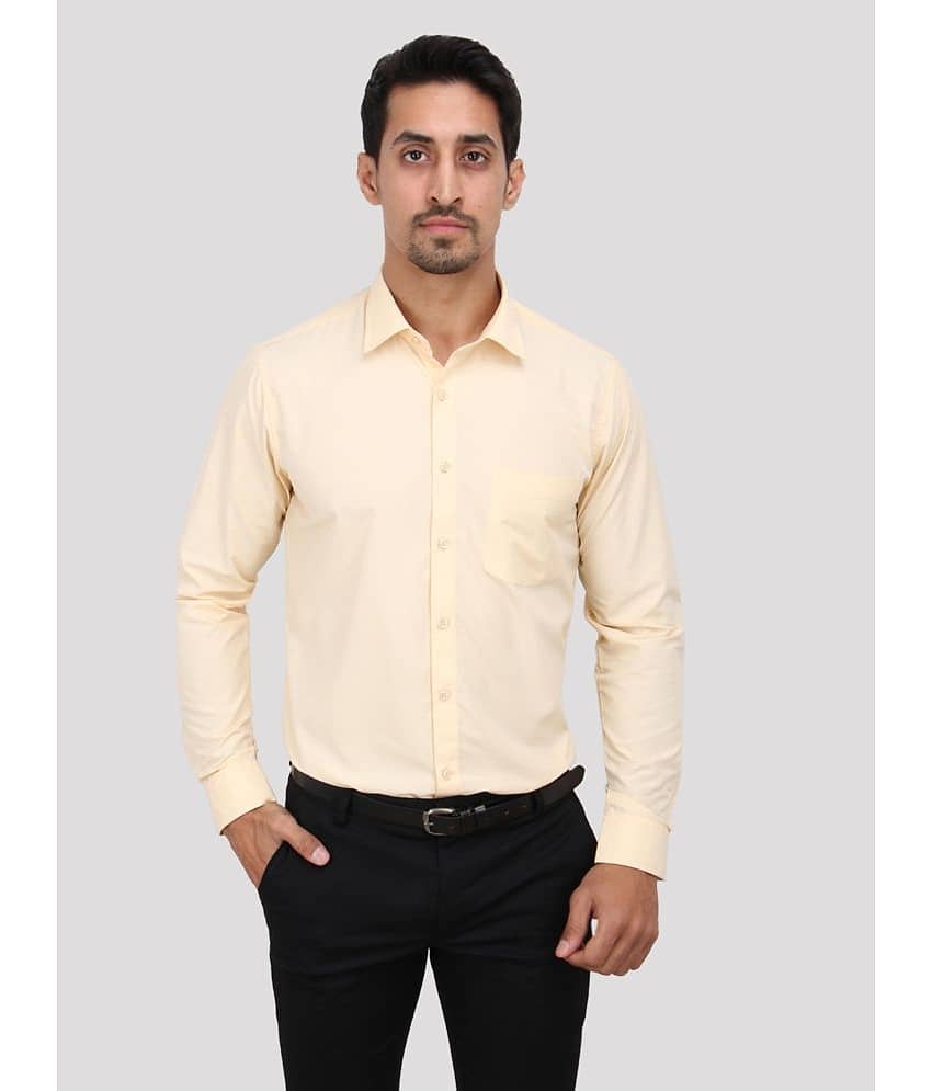 Maharaja - Yellow Cotton Blend Slim Fit Men's Formal Shirt ( Pack of 1 )