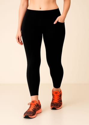 Premium Quality Gym Wear Stretchable Yoga Pants Comfortable Sports Leggings for Girls or Women (Size-M) Black