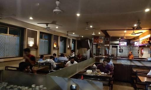 Gurudev Hotel