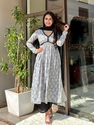 Grey Floral Printed Alia Cut Suit Set-S / Alia Cut / Viscose Silk