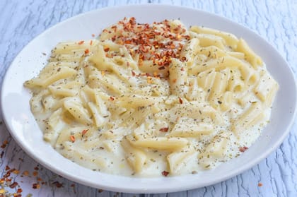 Pasta In White Sauce