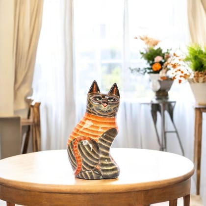 Handcrafted Kashmiri Paper Mache Cat Handcrafted Kashmiri Paper Mache Cat