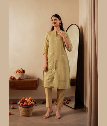 Juniper Women Viscose Embroidered Straight Kurti ( Green )