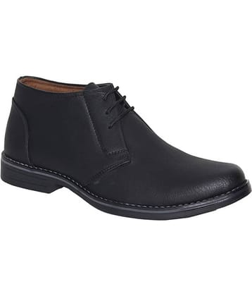 Leeport Black Chukka boot