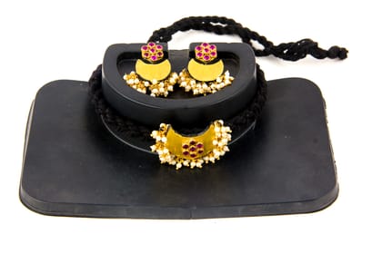 Chandrakor Chakor( Necklace)