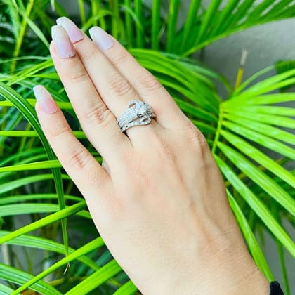Vs sterling silver cocktail ring 122-9