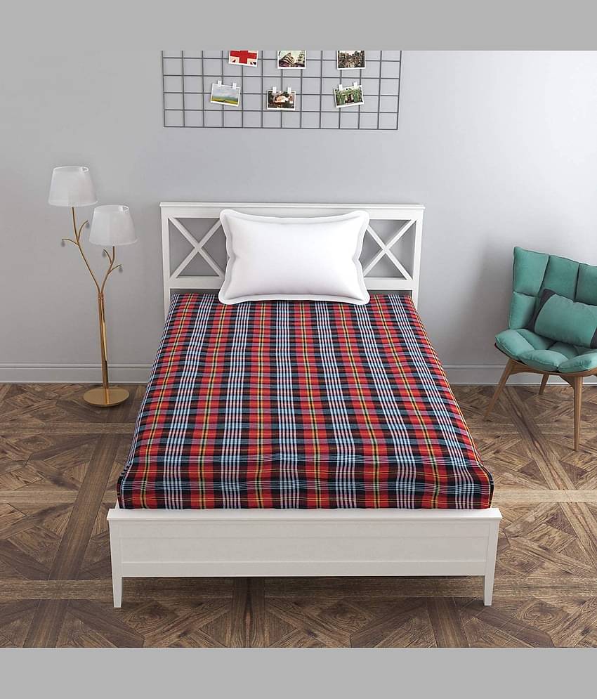 UrbanArts Assorted Cotton Mattress Cover