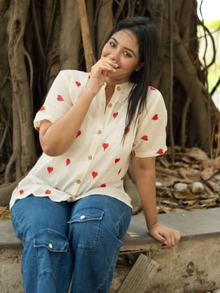 White heart shirt-M