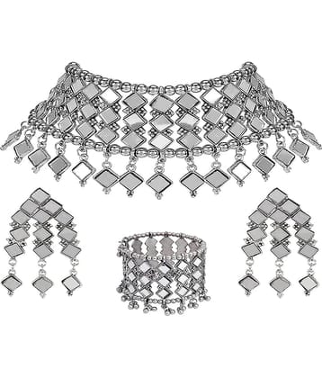 PUJVI - Silver Alloy Necklace Set ( Pack of 1 )
