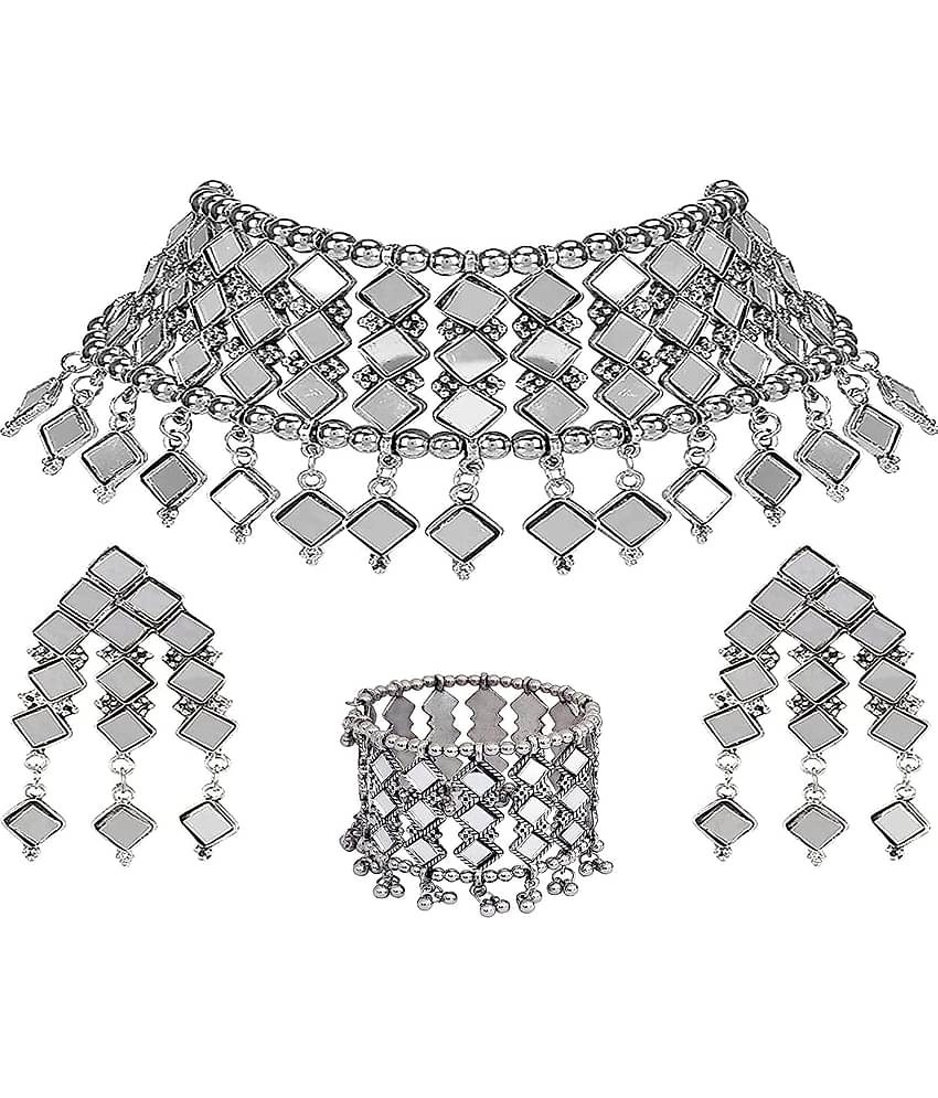 PUJVI - Silver Alloy Necklace Set ( Pack of 1 )