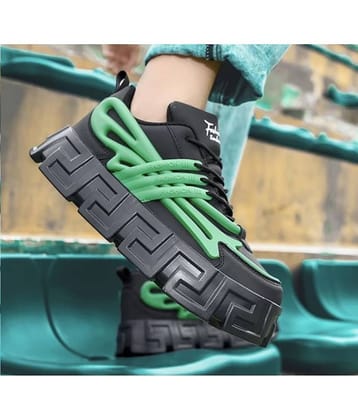 wrizt Men's Outdoor Shoes Green Men's Lifestyle Shoes