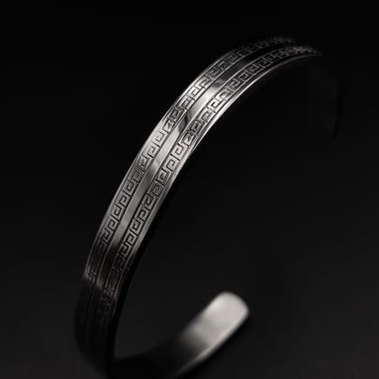 Milano Cuff