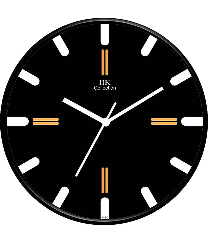 IIK COLLECTION - Circular Analog Wall Clock
