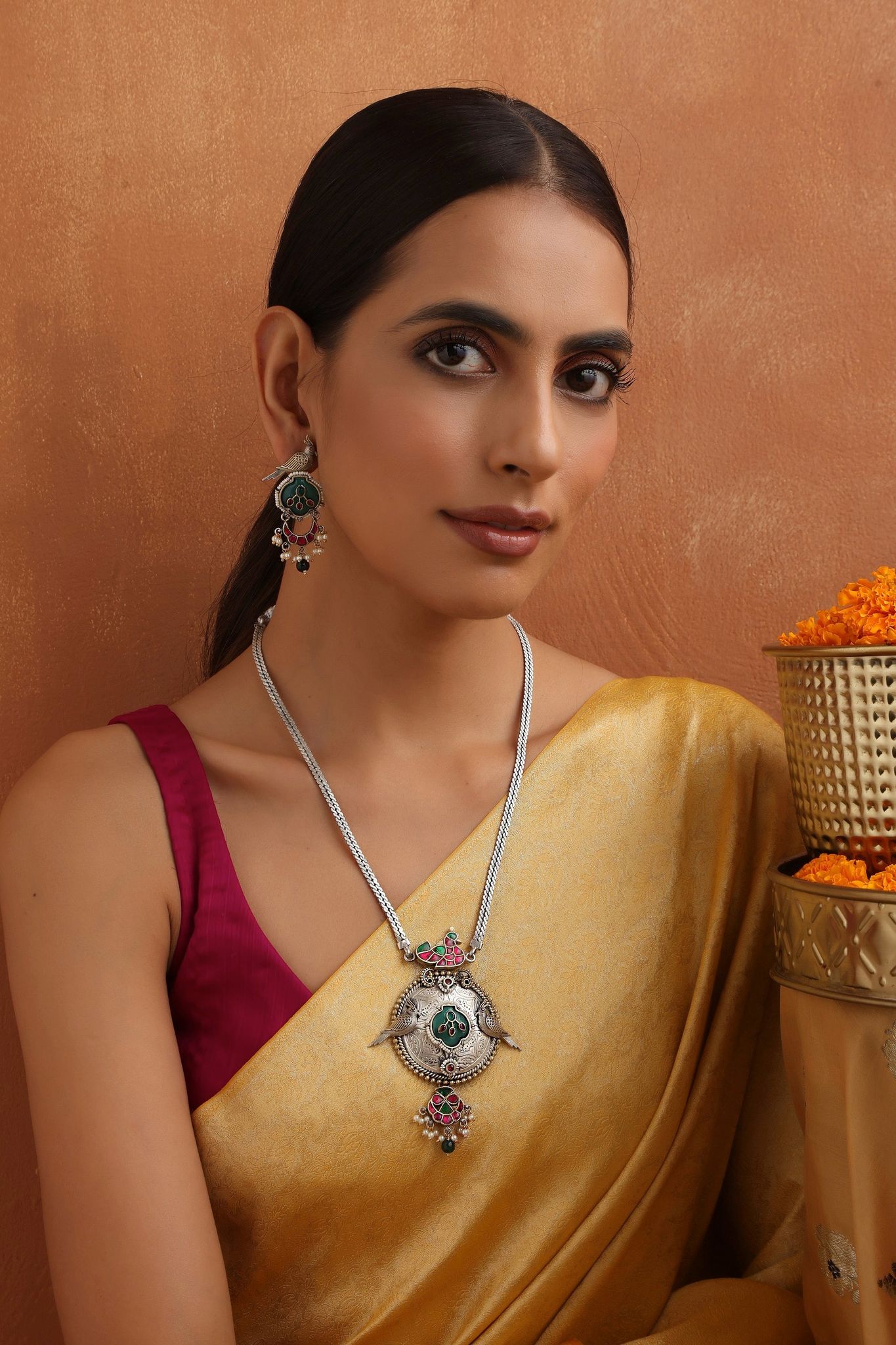 Mahima Multicolour Silver Pendant Necklace Set-Jadau Kundan