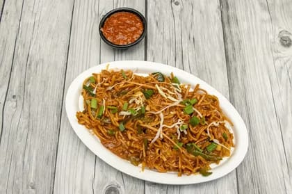 Veg Schezwan American Chopsuey