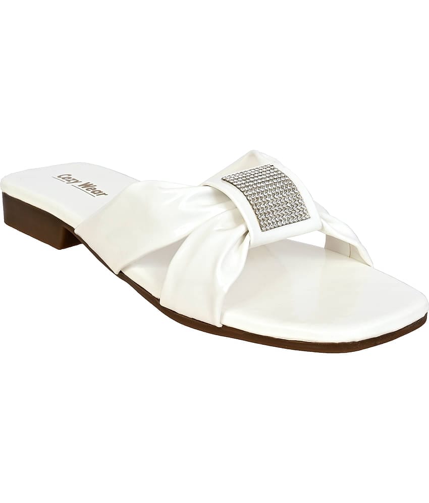 Cozy Wear White Women's Flats