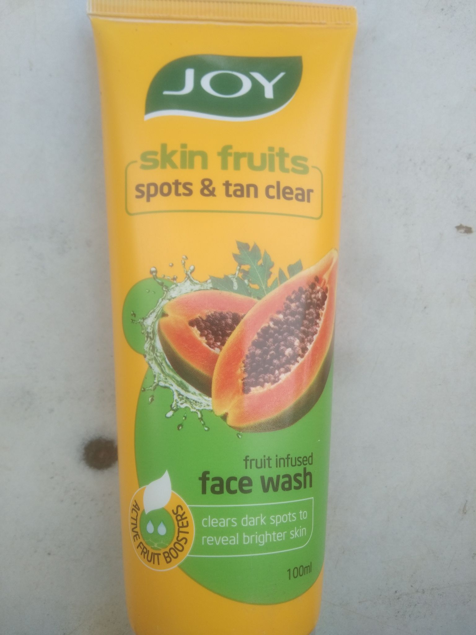 Joy fruit infused spots & tan clear face wash