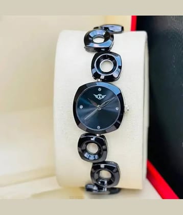 EEWHI Black Metal Analog Womens Watch