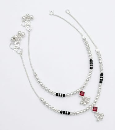 Vardaan Crystalx Women's Anklet, Silver with Red stone. Elegant pair of Anklets is designed for Women's and Girls, Pack of 2. High-fashion aesthetic. Perfect for both festive occasions and everyday luxury, Vardaan Crystalx Women's Anklet, Silver with Red stone. Elegant pair of Anklets is designed for Women's and Girls, Pack of 2. High-fashion aesthetic. Perfect for both festive occasions and everyday luxury,
