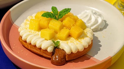 Nutella Filled Fresh Mango Pancake