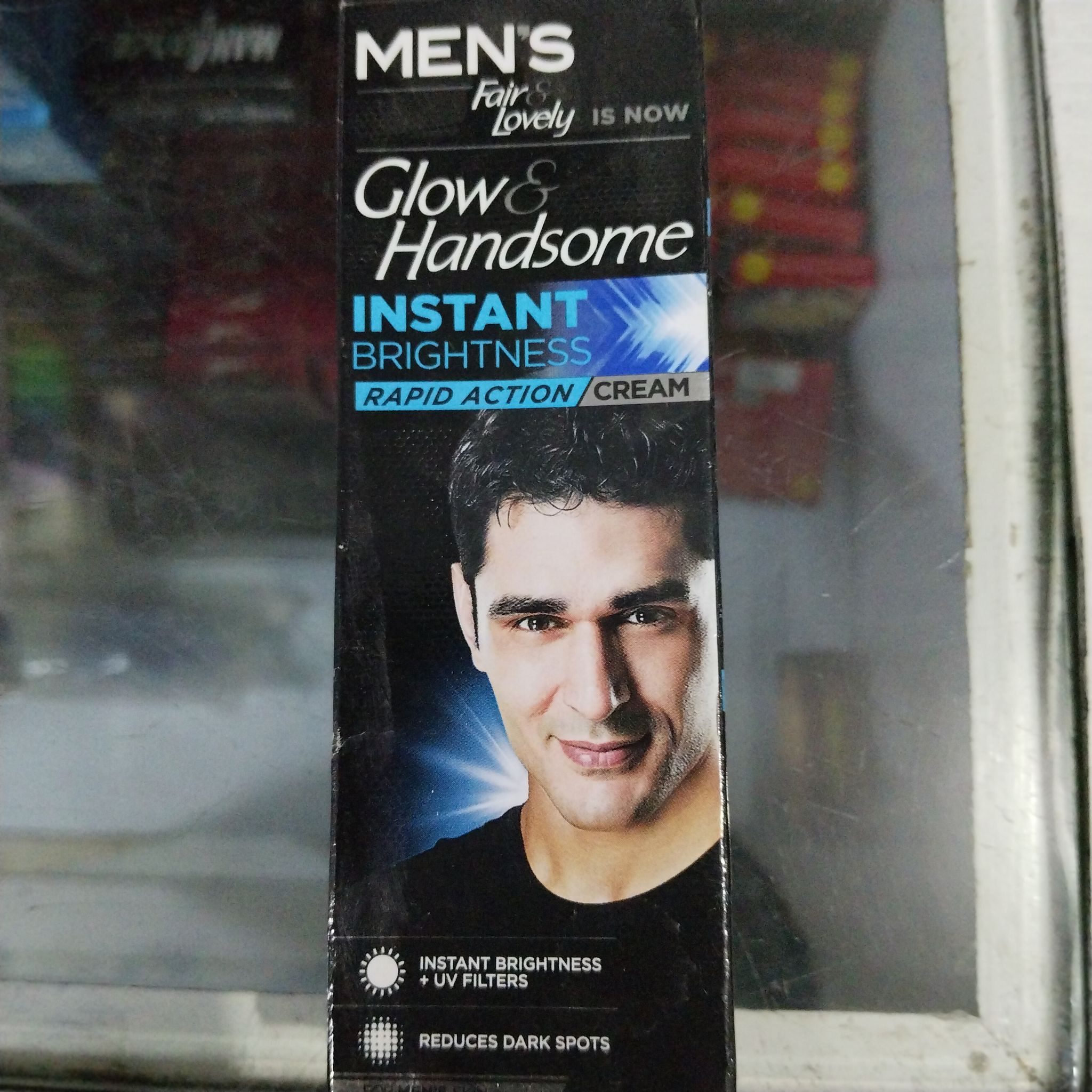 Glow and handsome instant brightness cream 