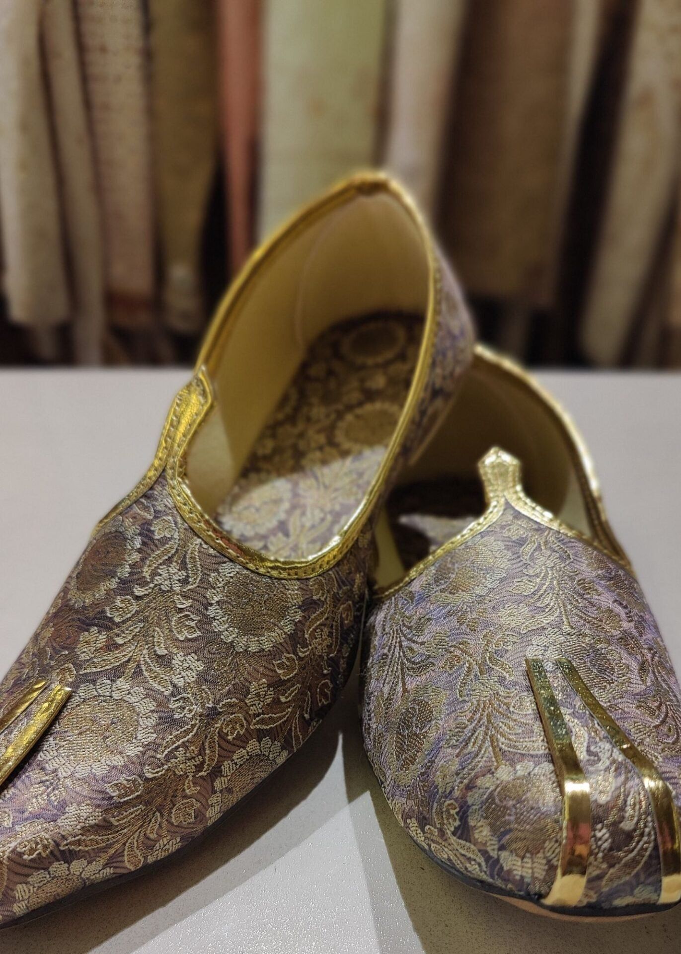 Multi Print traditional mojari shoes-Multicolor