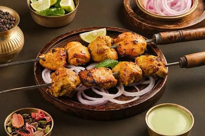 Murgh Garlic Tikka